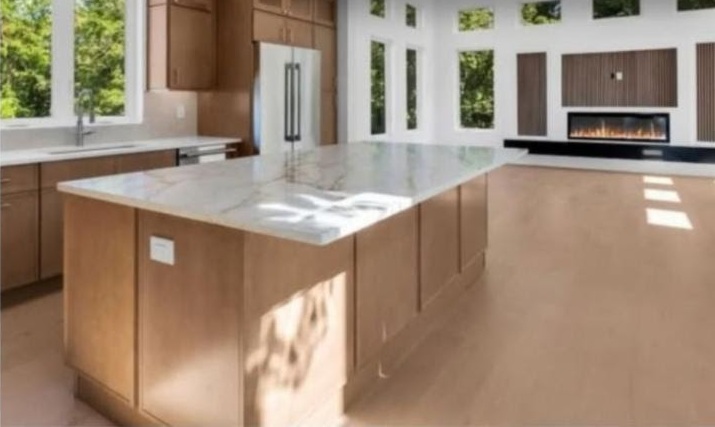 Supplied property photographs and details for 170 Franklin Avenue